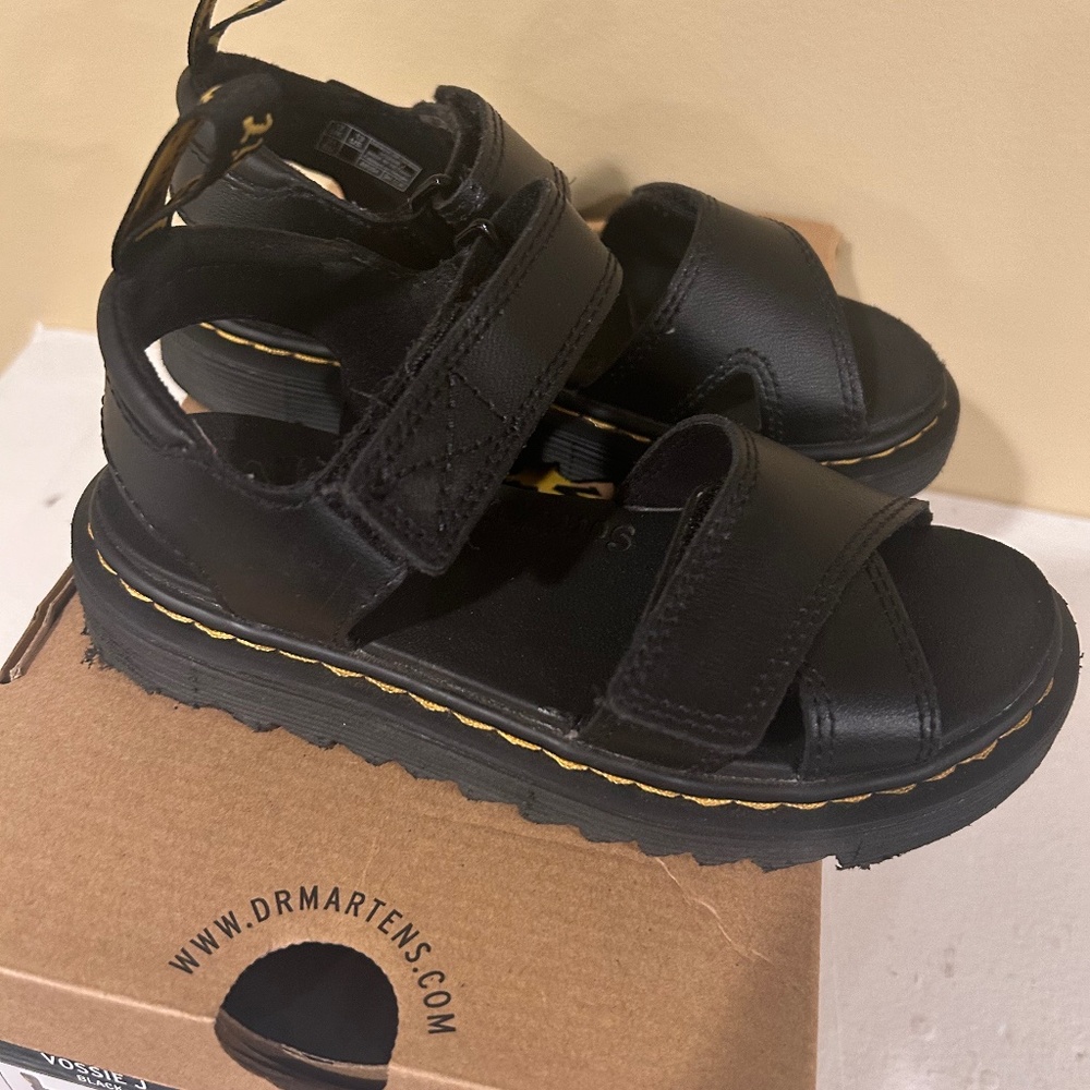 Dr. Martens Vossie J Child Black Sandal